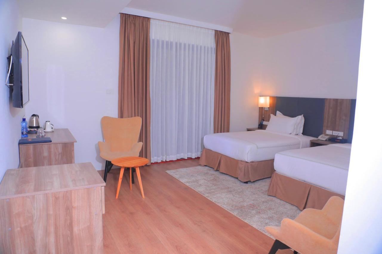 Elmos Hotel Addis Abeba Buitenkant foto